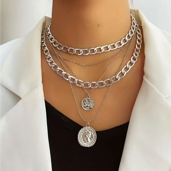 Vintage Style Carved Portrait Choker Necklace - Picture 3 of 7